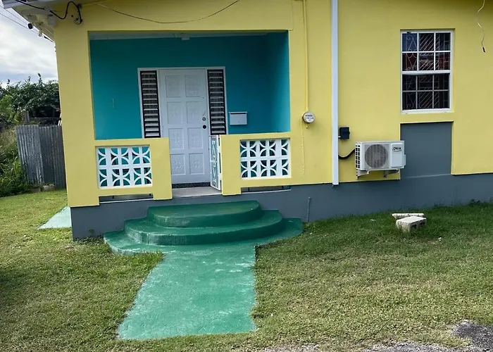 Sasha'S Holiday Home Oistins Barbados