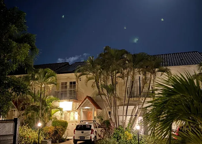 Nanpa, Luxury Family Three Bed Villa, St James West Coast, Private Pool